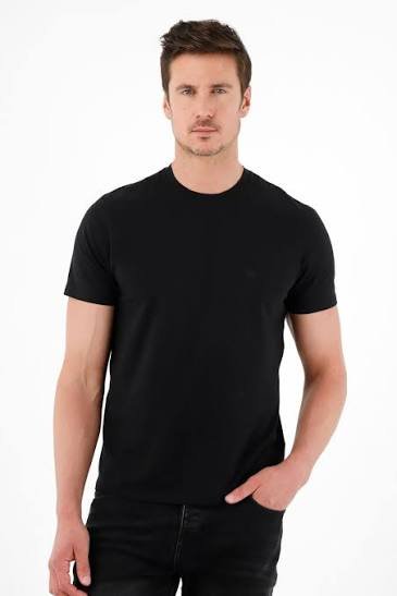 Camiseta Negra Verano 2026
